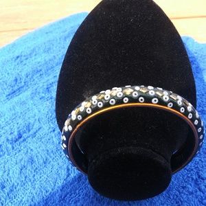 Pretty bangle bracelet nice colors